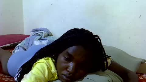 Snapshot of princess_scovia chatting on June 2026 11:51:02 PM princess_scovia online show from June 2026 11:51:02 PM