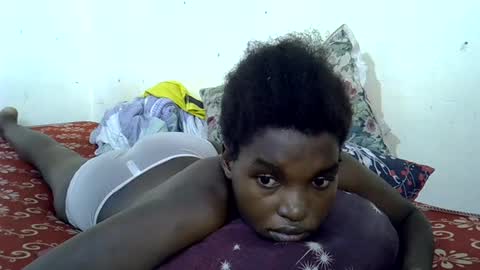 Snapshot of princess_scovia chatting on July 2026 12:00:02 PM princess_scovia online show from July 2026 12:00:02 PM