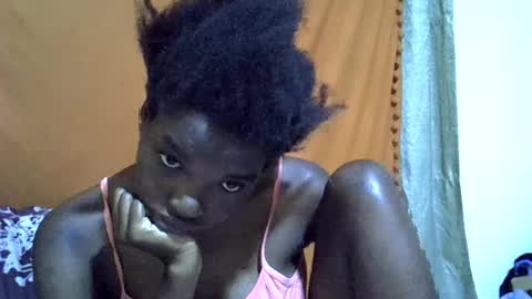 Snapshot of princess_scovia chatting on July 2026 07:44:01 PM princess_scovia online show from July 2026 07:44:01 PM