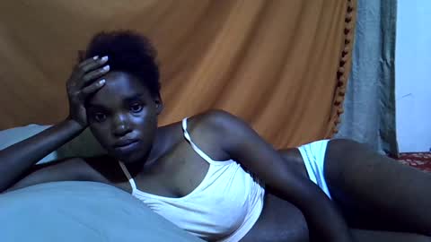 Snapshot of princess_scovia chatting on July 2026 04:39:33 PM princess_scovia online show from July 2026 04:39:33 PM