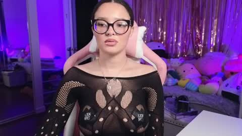 Amber online show from April 2026 08:09:02 AM