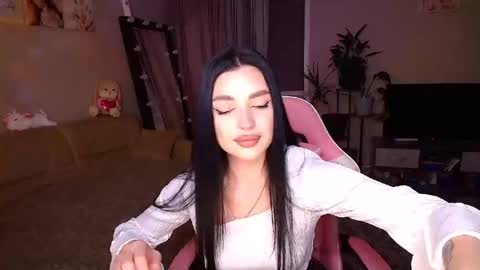 princessamira1 online show from October 2025 03:33:02 PM