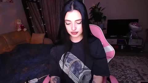 princessamira1 online show from February 2026 03:35:02 PM