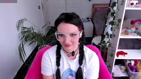 Snapshot of princessfoxyx chatting on January 2025 04:30:02 PM Princess Foxy online show from January 2025 04:30:02 PM