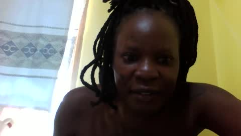 Snapshot of princessmiles2 chatting on July 2026 08:07:02 AM phelly online show from July 2026 08:07:02 AM