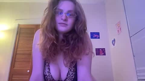 Princess Rhinestones online show from January 2026 07:13:01 AM