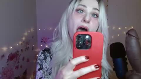 Snapshot of princessstarrxxx chatting on January 2026 04:51:01 AM Starr online show from January 2026 04:51:01 AM