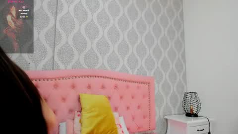Snapshot of princsgirl_ chatting on June 2026 05:04:01 PM Marcela online show from June 2026 05:04:01 PM