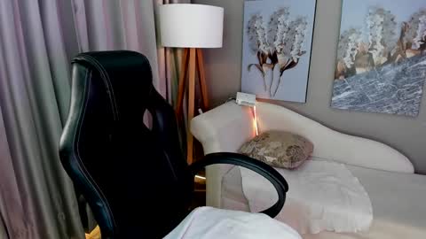 Priya Rose online show from December 2024 10:06:01 PM