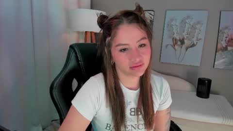 Snapshot of priya_rose chatting on June 2026 10:09:01 AM Priya Rose online show from June 2026 10:09:01 AM