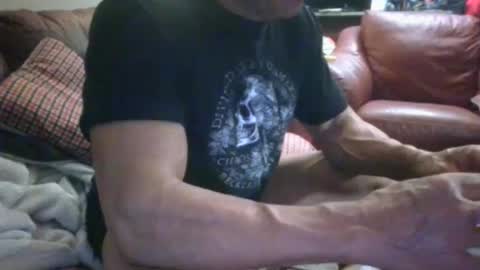 MUSCLEGOD online show from October 2025 03:26:01 AM