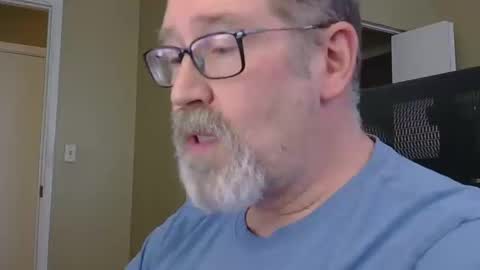 professor21255 online show from October 2025 09:38:01 PM