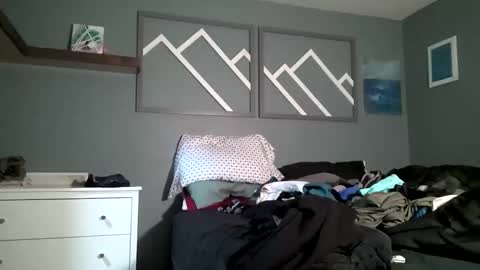 Properfuct online show from December 2025 04:52:01 AM