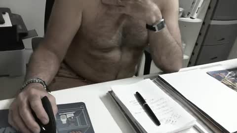 Snapshot of proplan chatting on May 2026 03:07:01 PM mature hairy guy online show from May 2026 03:07:01 PM