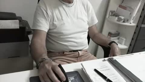 Snapshot of proplan chatting on May 2026 09:40:01 AM mature hairy guy online show from May 2026 09:40:01 AM