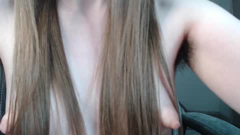 Snapshot of psychegirl chatting on March 2025 08:14:02 PM psychegirl online show from March 2025 08:14:02 PM