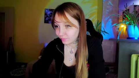 LUCY -----    online show from May 2026 09:03:02 AM