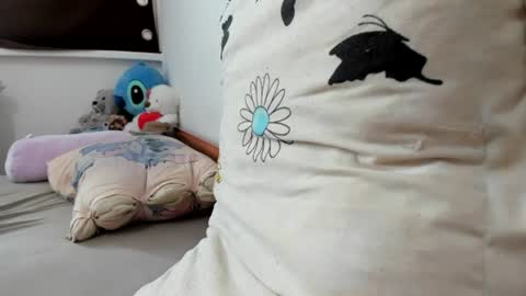Snapshot of puffies_fantasy chatting on July 2026 10:40:02 AM puffies_fantasy online show from July 2026 10:40:02 AM