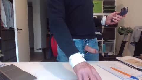 Snapshot of puffiest chatting on September 2025 03:28:01 AM puffiest online show from September 2025 03:28:01 AM