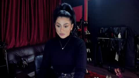 MissPuffyLove online show from December 2024 10:17:01 PM