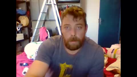 Snapshot of pug2222 chatting on December 2024 03:43:01 PM pug2222 online show from December 2024 03:43:01 PM