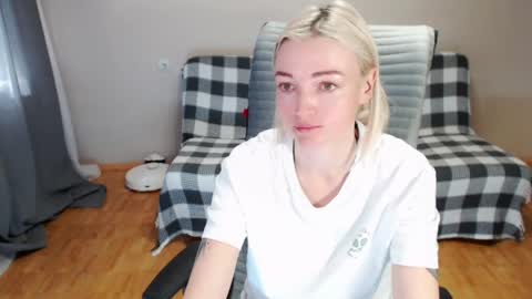 Polly online show from May 2026 05:46:02 AM