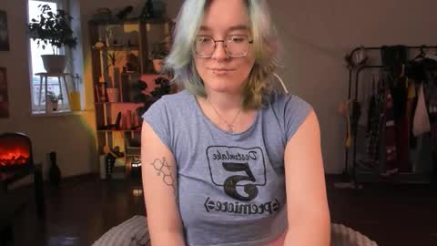 Alisa  lack of vitamin D  online show from September 2025 12:21:02 PM