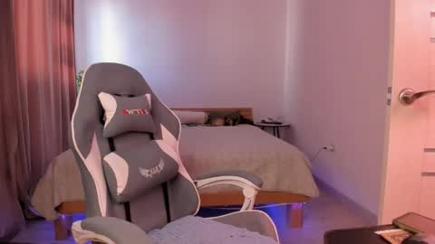 Alisa  lack of vitamin D  online show from April 2026 11:14:01 AM