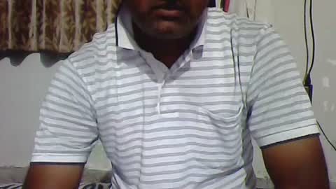 Snapshot of puneguyoncam chatting on January 2025 06:53:02 AM puneguyoncam online show from January 2025 06:53:02 AM