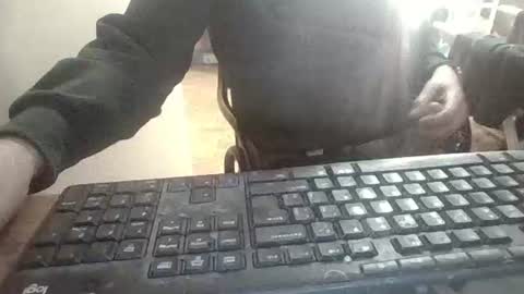 Snapshot of pup_y chatting on February 2026 09:42:01 PM pup_y online show from February 2026 09:42:01 PM