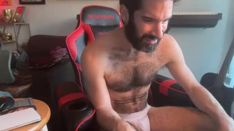 Snapshot of pupscritch chatting on January 2026 04:11:02 PM Pup Scritch online show from January 2026 04:11:02 PM