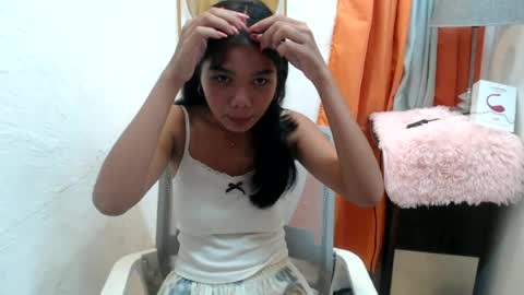 Snapshot of pure_asian_beauty chatting on June 2026 10:27:01 AM zarah online show from June 2026 10:27:01 AM
