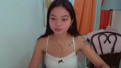 Snapshot of pure_asian_beauty chatting on July 2026 11:22:02 PM zarah online show from July 2026 11:22:02 PM
