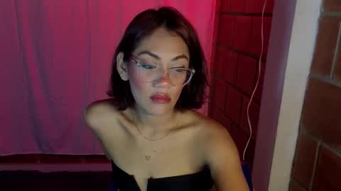 Snapshot of purepleasure25 chatting on December 2025 07:04:02 AM purepleasure25 online show from December 2025 07:04:02 AM