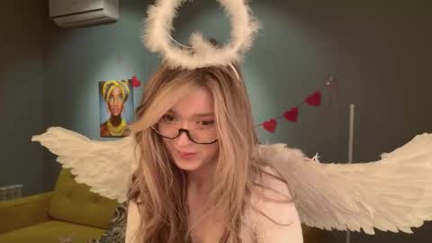 Bella online show from February 2026 05:26:02 AM