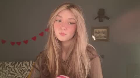 Bella online show from April 2026 05:40:01 AM