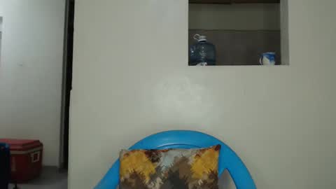 purple_hearts online show from February 2026 02:04:01 AM