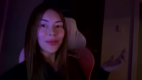 Snapshot of pussycandy4u chatting on December 2024 03:17:01 PM pussycandy4u online show from December 2024 03:17:01 PM