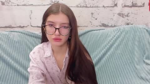 Snapshot of pussykatt_girl chatting on February 2025 01:44:02 AM pussykatt_girl online show from February 2025 01:44:02 AM