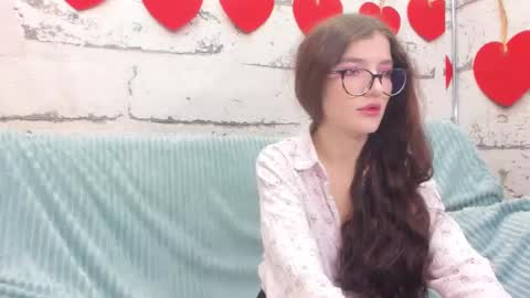 Snapshot of pussykatt_girl chatting on February 2025 08:29:01 AM pussykatt_girl online show from February 2025 08:29:01 AM