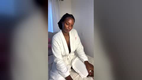 kate and noels online show from December 2025 10:22:02 AM