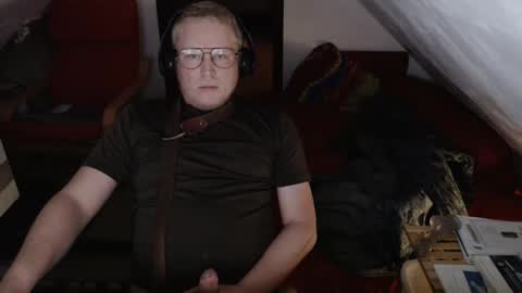 Snapshot of pussylovercb chatting on November 2025 09:03:02 PM pussylovercb online show from November 2025 09:03:02 PM