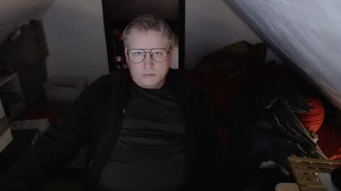 Snapshot of pussylovercb chatting on February 2026 01:32:02 PM pussylovercb online show from February 2026 01:32:02 PM