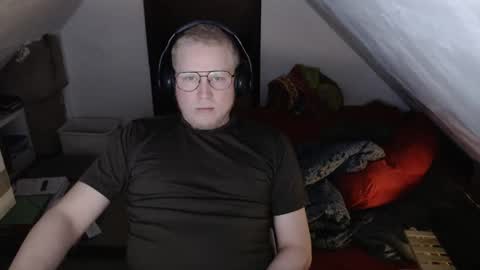 Snapshot of pussylovercb chatting on March 2026 09:32:02 PM pussylovercb online show from March 2026 09:32:02 PM