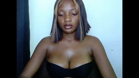 pussyxwetx online show from November 2025 08:30:01 PM