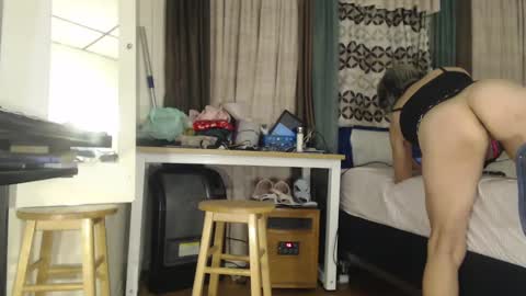 Snapshot of putiputi4u chatting on December 2024 07:57:01 AM putiputi4u online show from December 2024 07:57:01 AM