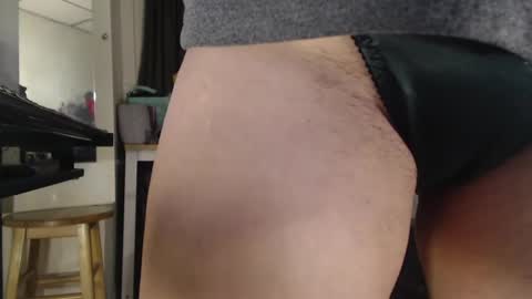 Snapshot of putiputi4u chatting on January 2025 09:56:01 AM putiputi4u online show from January 2025 09:56:01 AM