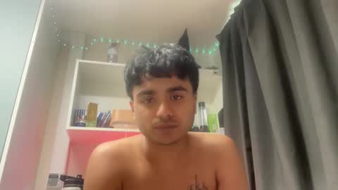 qosmo123 online show from April 2026 09:07:01 AM