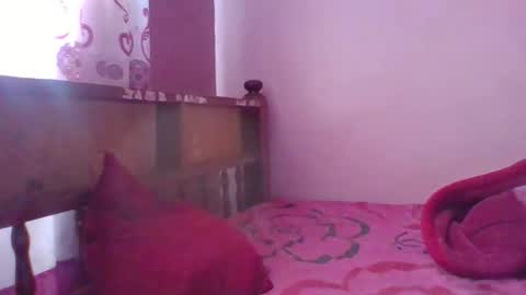 queen014 online show from November 2025 07:49:01 AM