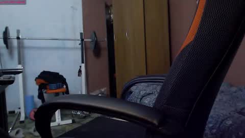 Lola online show from February 2025 04:25:01 PM